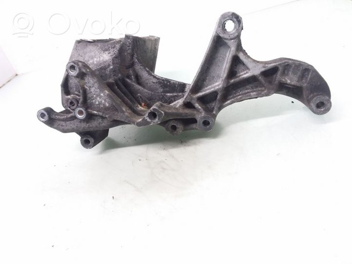 Volkswagen Transporter - Caravelle T4 Generator/alternator bracket 074145169F