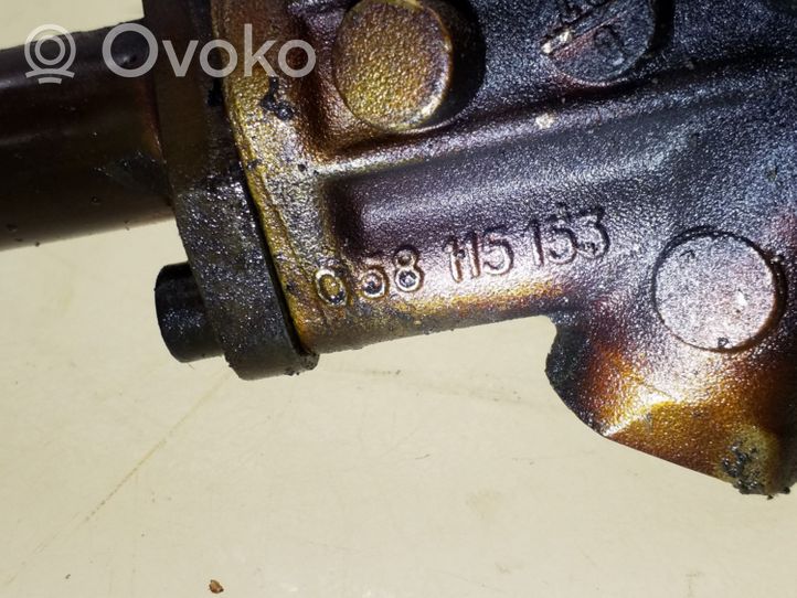 Volkswagen PASSAT B5 Oil pump 058115153