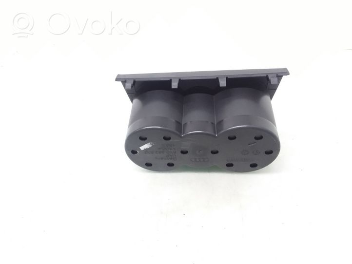 Audi A1 Cup holder front 8X0862533