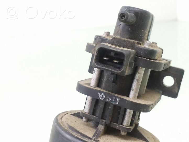 Audi 80 90 S2 B4 Solenoidinis vožtuvas 357906283