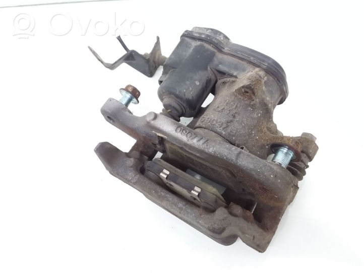 Nissan Qashqai Rear brake caliper 0903