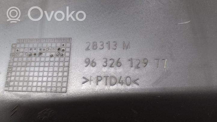 Citroen C5 Daiktadėžės (bordačioko) komplektas 9632612977