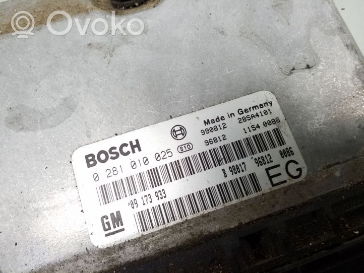 Opel Frontera B Calculateur moteur ECU 0281010025