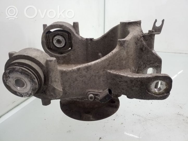 Audi A8 S8 D4 4H Fuso a snodo con mozzo ruota posteriore 4H0505438D