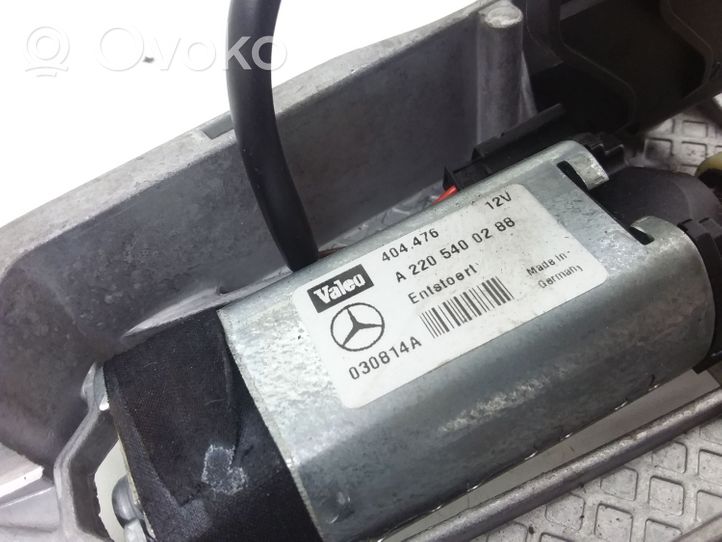 Mercedes-Benz C W203 Stūres stāvokļa elektriskais motoriņš A2205400288