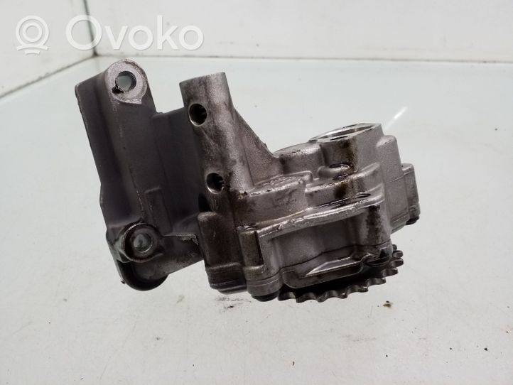 Audi A3 S3 8P Pompe à huile 038115121A