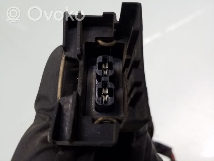 Opel Vectra C Coolant fan relay 1379131