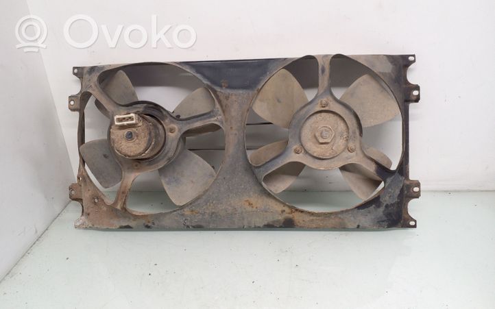 Volkswagen PASSAT B3 Elektrisks radiatoru ventilators 323959455
