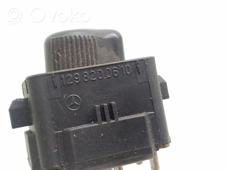 Mercedes-Benz E W124 Bouton de commutateur rétroviseur latéral 0005456913