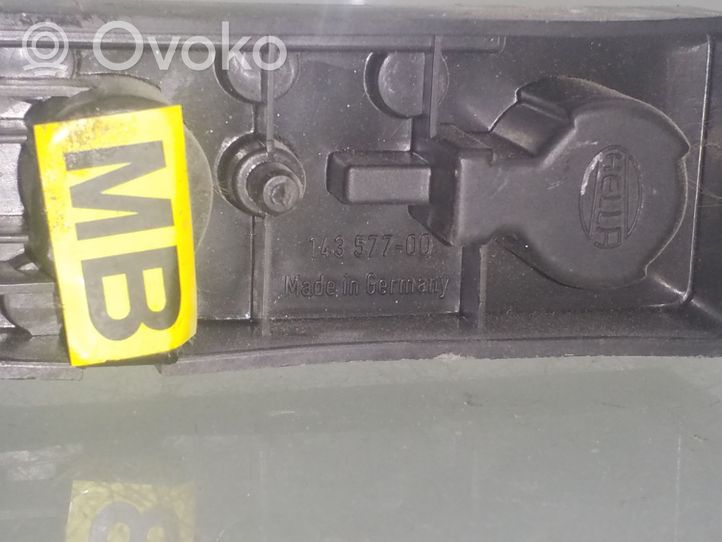 Opel Omega B2 Element lampy tylnej 14357700