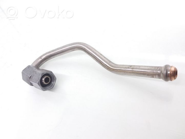 Skoda Fabia Mk3 (NJ) Tuyau d'alimentation conduite de carburant 04C130241B