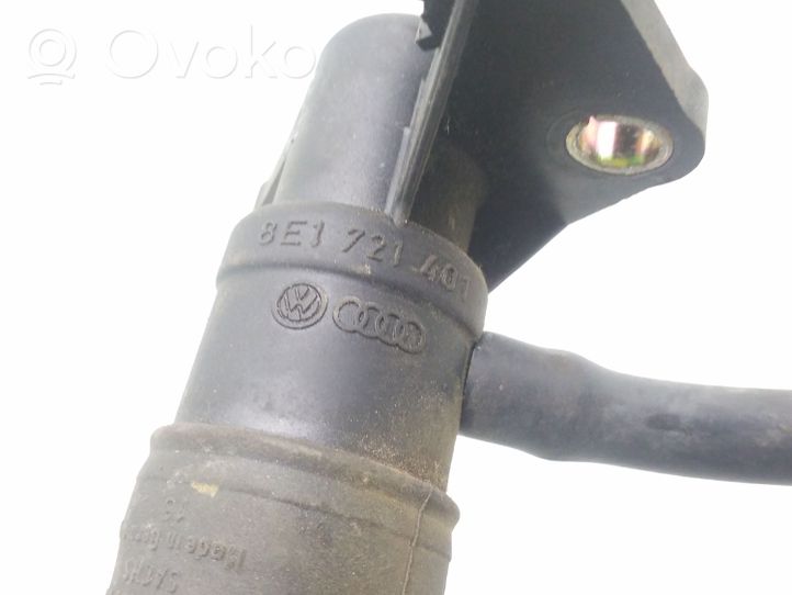 Volkswagen PASSAT B5 Główny cylinder sprzęgła 8E1721401