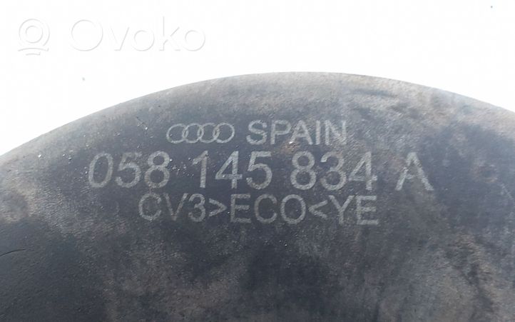 Audi A4 S4 B5 8D Interkūlerio žarna (-os)/ vamzdelis (-iai) 058145834A