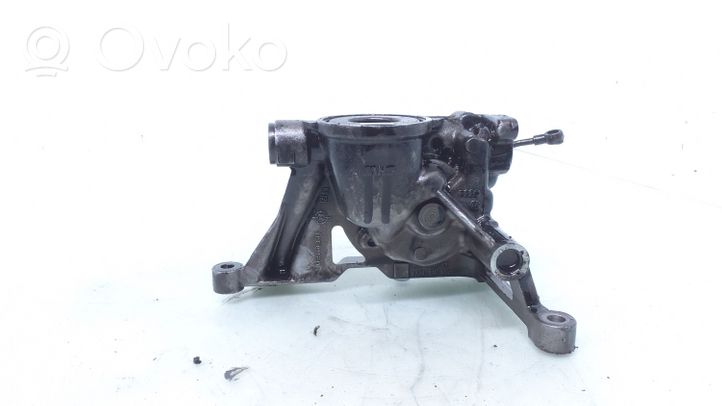 Audi A8 S8 D2 4D Pompa dell’olio 059115105H