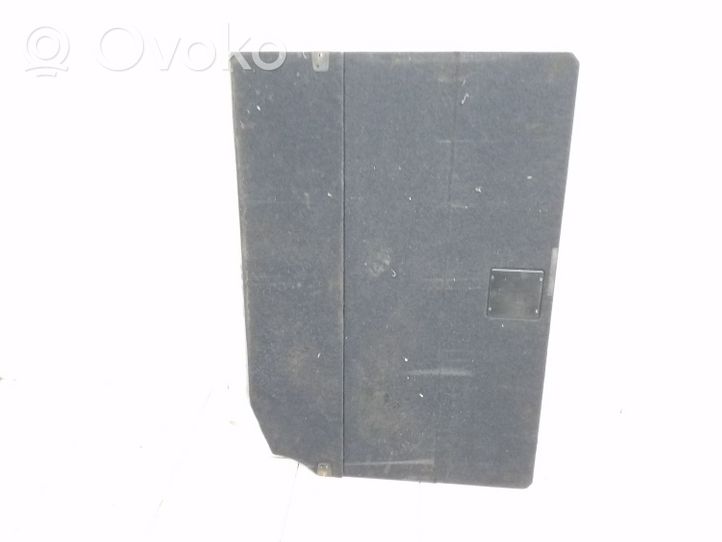 Audi A6 S6 C4 4A Trunk/boot mat liner 