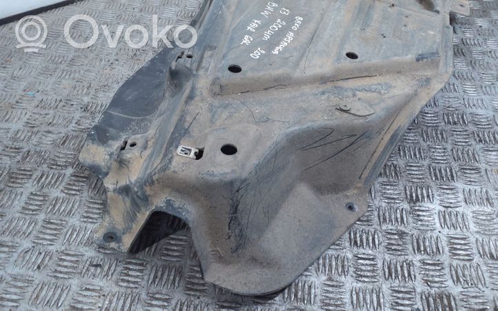 BMW X3 E83 Protezione inferiore del serbatoio del carburante 51713417402