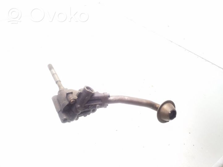 Audi A6 S6 C4 4A Oil pump 058115153A