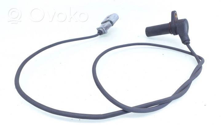 Volkswagen PASSAT B5 Kloķvārpstas stāvokļa sensors 038907319E