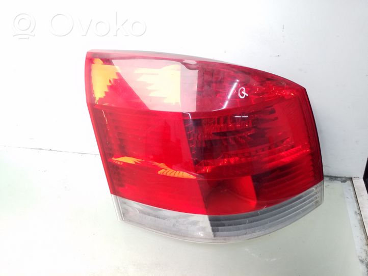 Opel Signum Lampa tylna 13159861