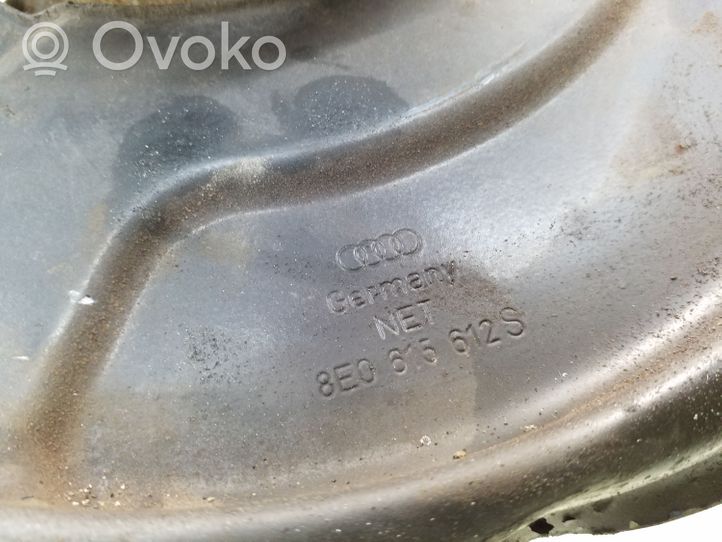 Audi A4 S4 B7 8E 8H Zwrotnica koła tylnego 8E0927807G