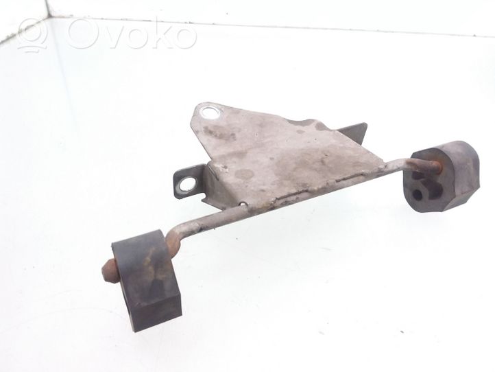 Volvo S80 Muffler mount bracket/holder 