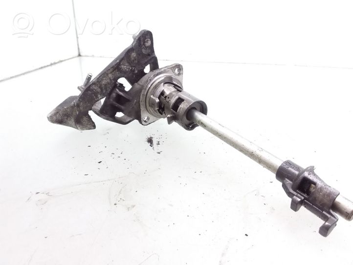 Volkswagen PASSAT B6 Gear selector/shifter in gearbox 1K0711043J