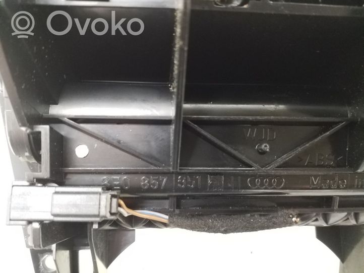 Audi A4 S4 B7 8E 8H Popielniczka przednia tunelu środkowego 8E0857951