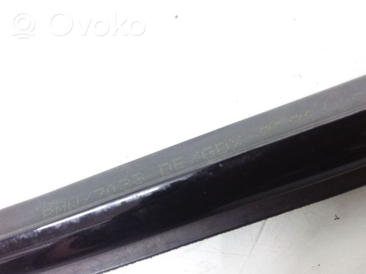 BMW 3 E46 Front door glass trim molding 4547894717