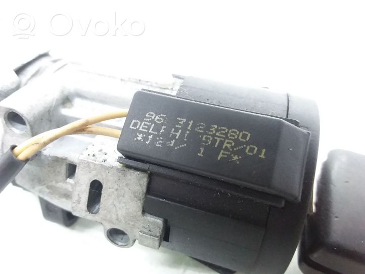 Peugeot Partner Ignition lock N0502455