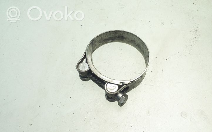 Audi A4 S4 B6 8E 8H Collier de silencieux d'echappement 