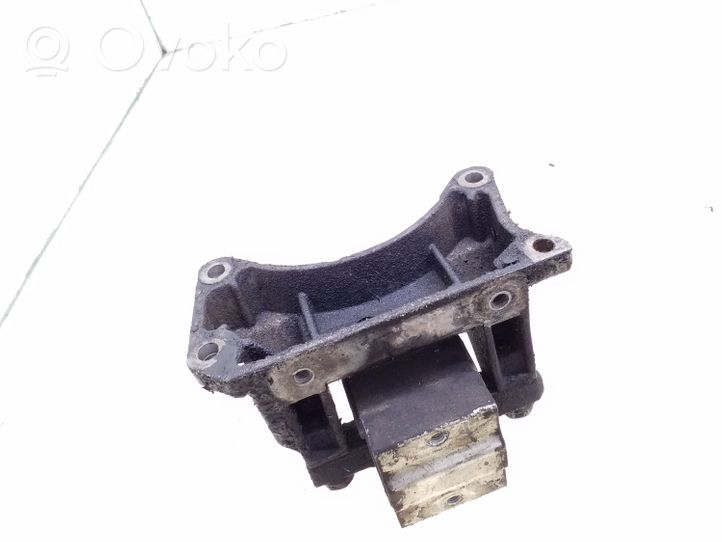 Mercedes-Benz S W220 Gearbox mount A2202400218