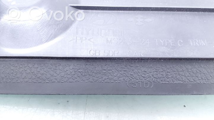 Hyundai i20 (GB IB) Protection de seuil de coffre 85771C8000