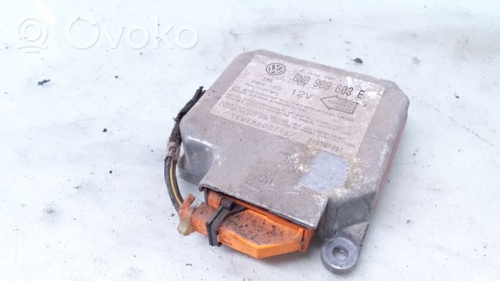 Volkswagen Golf III Module de contrôle airbag 6N0909603E