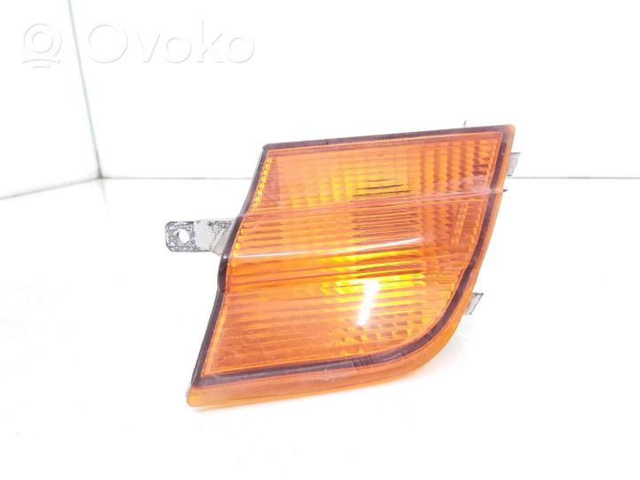 Nissan Micra Frontblinker 89027935