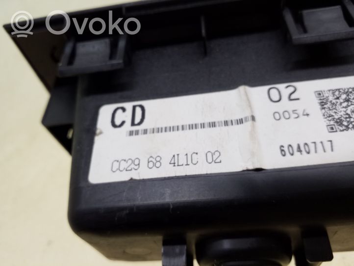 Mazda 5 Ramka przycisków otwierania szyby drzwi przednich CC29684L1C