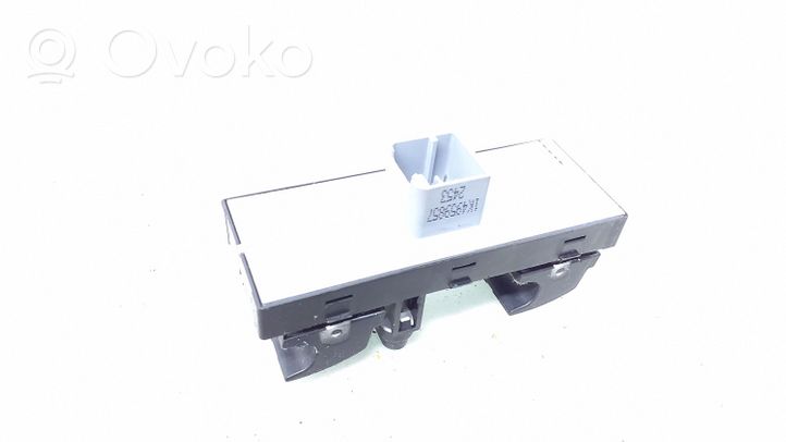 Volkswagen Touran I Electric window control switch 1K4959857