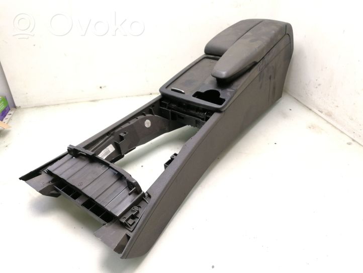 Mercedes-Benz C W204 Armrest A2046800150