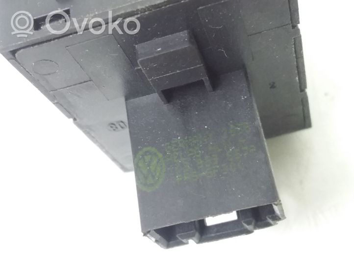 Volkswagen PASSAT B6 Electric window control switch 1K3959857A