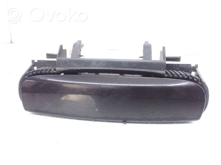 Audi A3 S3 A3 Sportback 8P Takaoven ulkokahva 8E0839207