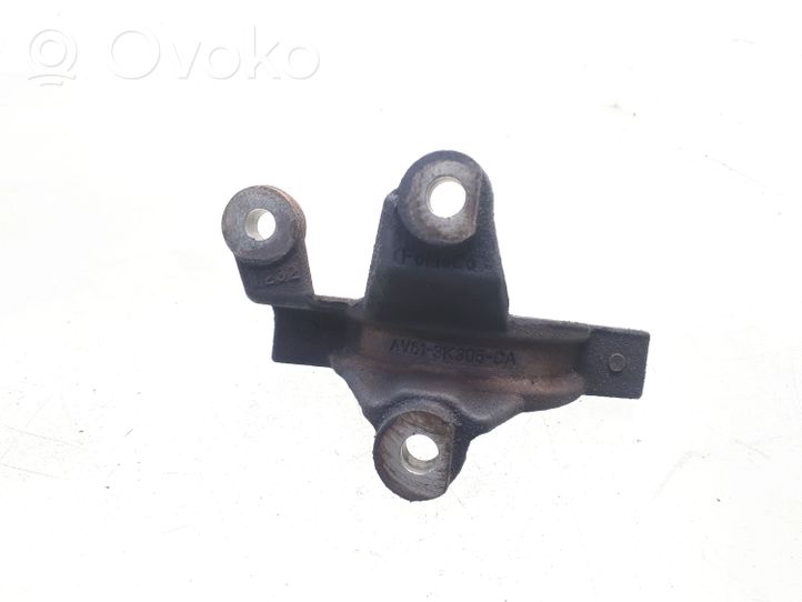 Ford Focus Staffa del cuscinetto di supporto dell’albero di trasmissione AV613K305CA