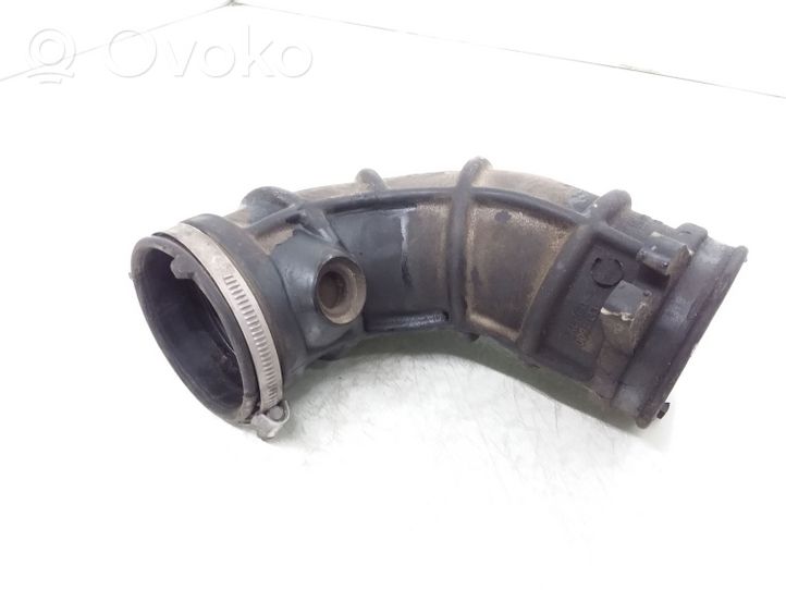 Opel Vectra B Tubo di aspirazione dell’aria turbo 90572051