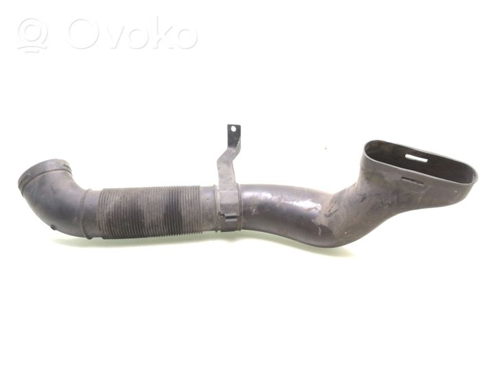 Mercedes-Benz C W203 Air intake duct part A6460900082