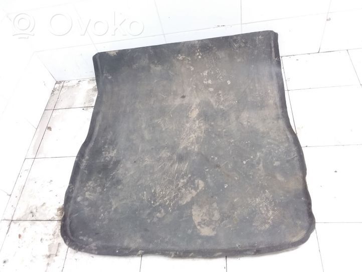 Volkswagen PASSAT B7 Tapis en caoutchouc 3C9863465