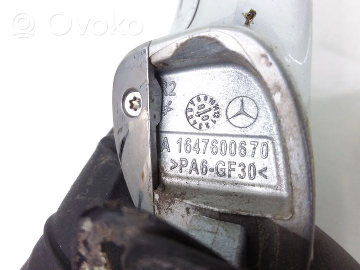 Mercedes-Benz R W251 Внешняя ручка A1647600670