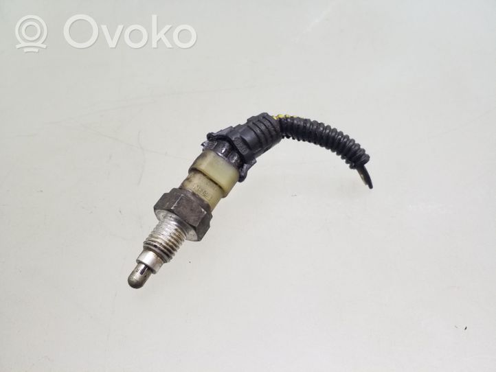 Opel Astra G Reversing light switch sensor 33482023