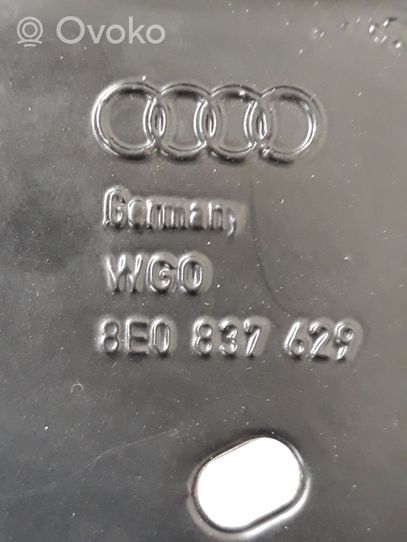 Audi A4 S4 B7 8E 8H Priekinių durų stiklo rėmas 8E0837629