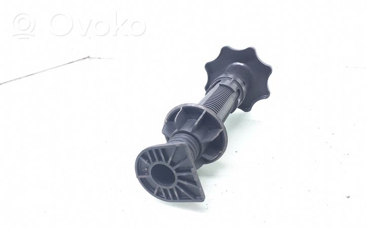 Audi A4 S4 B7 8E 8H Spare wheel bolt 8E9803899A