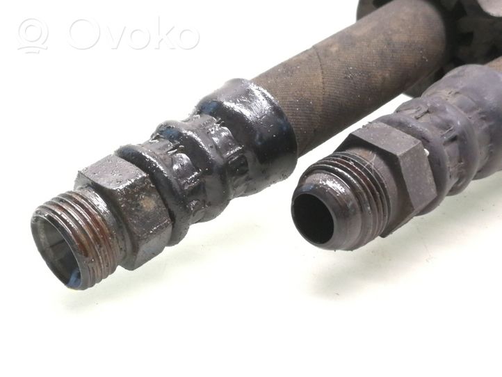 Audi A4 S4 B7 8E 8H Tubo flessibile del radiatore dell’olio del cambio 8E0317819H