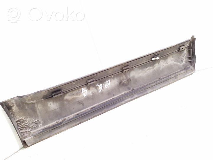 Volkswagen Touareg I Takaoven lista (muoto) 7L6839787