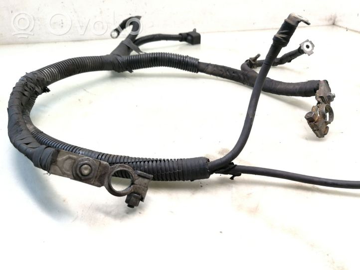 KIA Sorento Cable positivo (batería) 